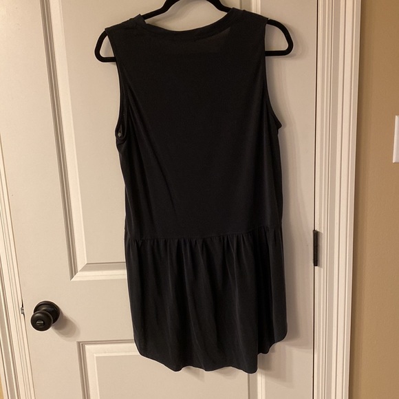 Peplum Tank Top - Picture 2 of 4